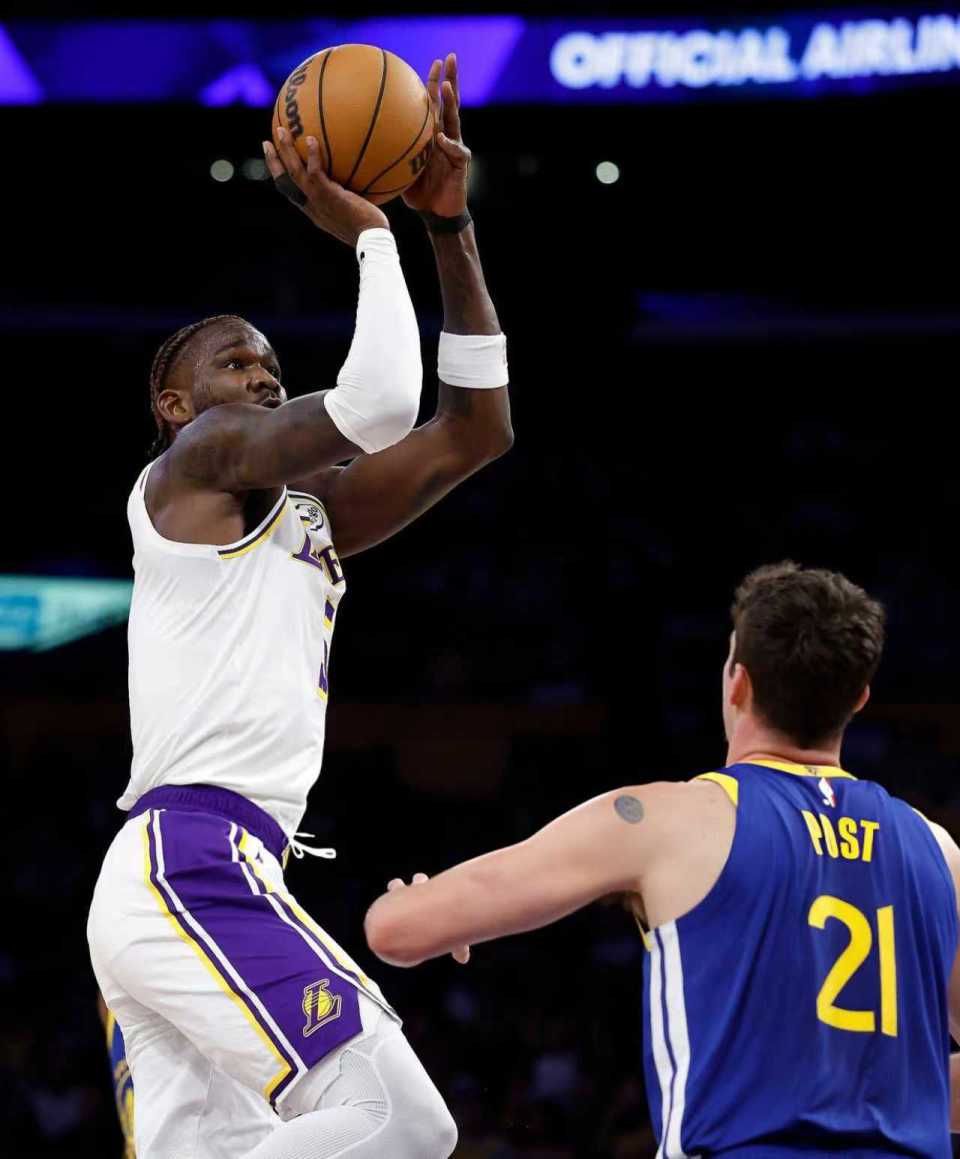 以待, 在本场比赛, 湖人队主场 以待, 在本场比赛, 湖人队主场